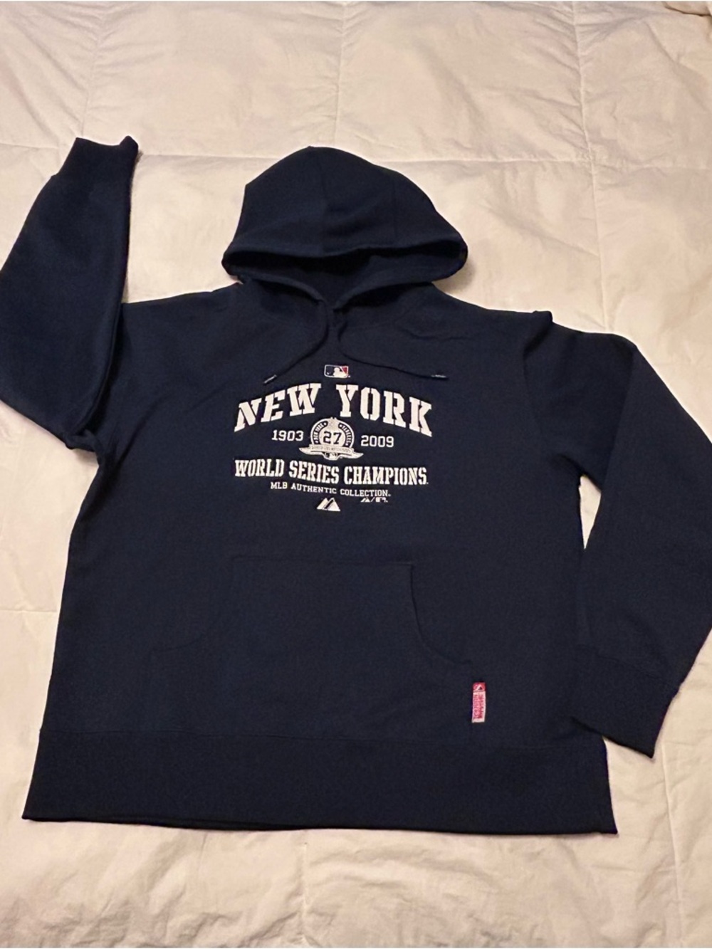 New York Yankees 2009 World Series ThermaBase Pullover Hoodie unisex Large EUC